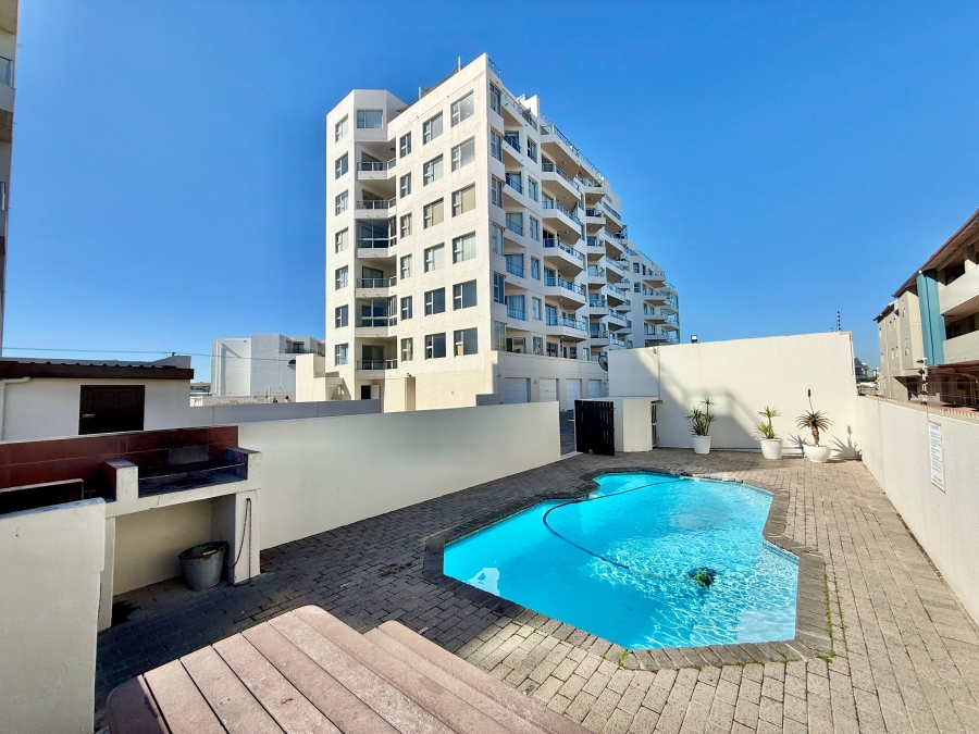 2 Bedroom Property for Sale in Beachfront Western Cape